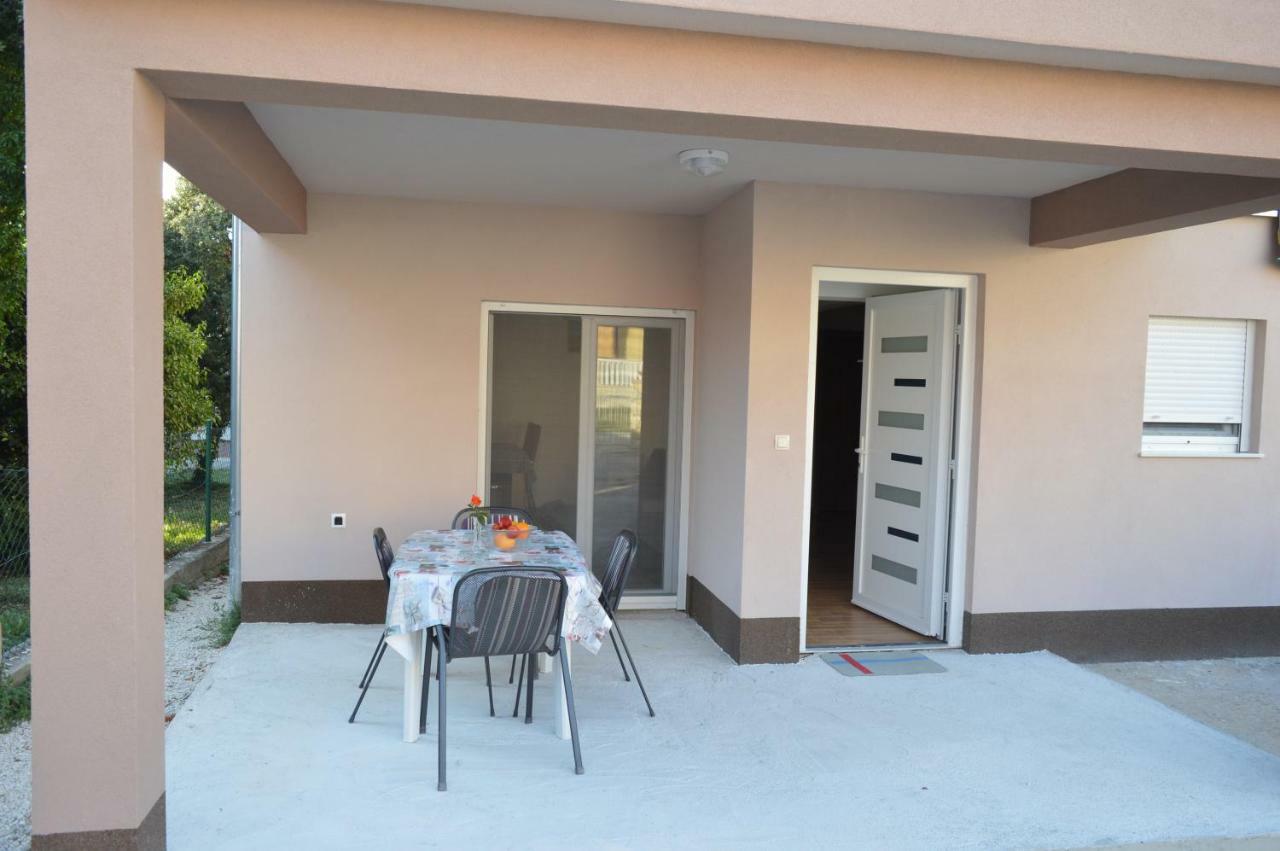 Fourm Appartement Bibinje Buitenkant foto