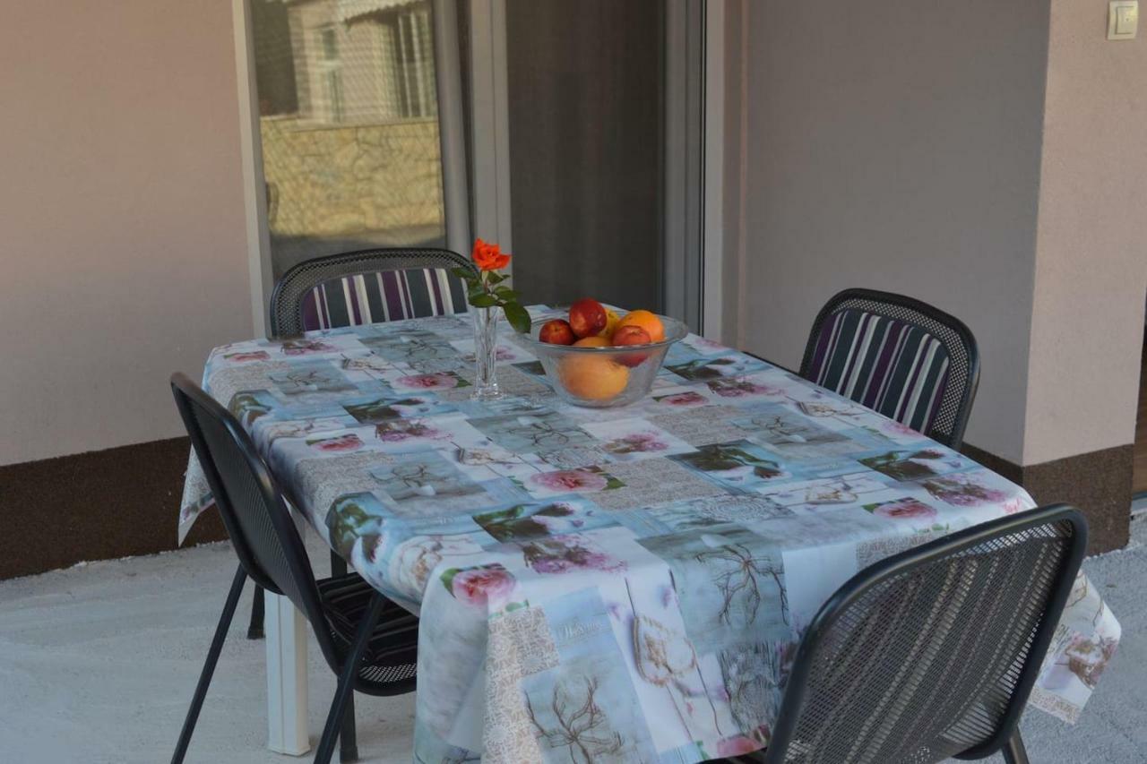 Fourm Appartement Bibinje Buitenkant foto